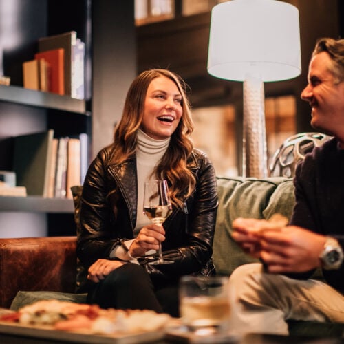 Adults Après in The Library